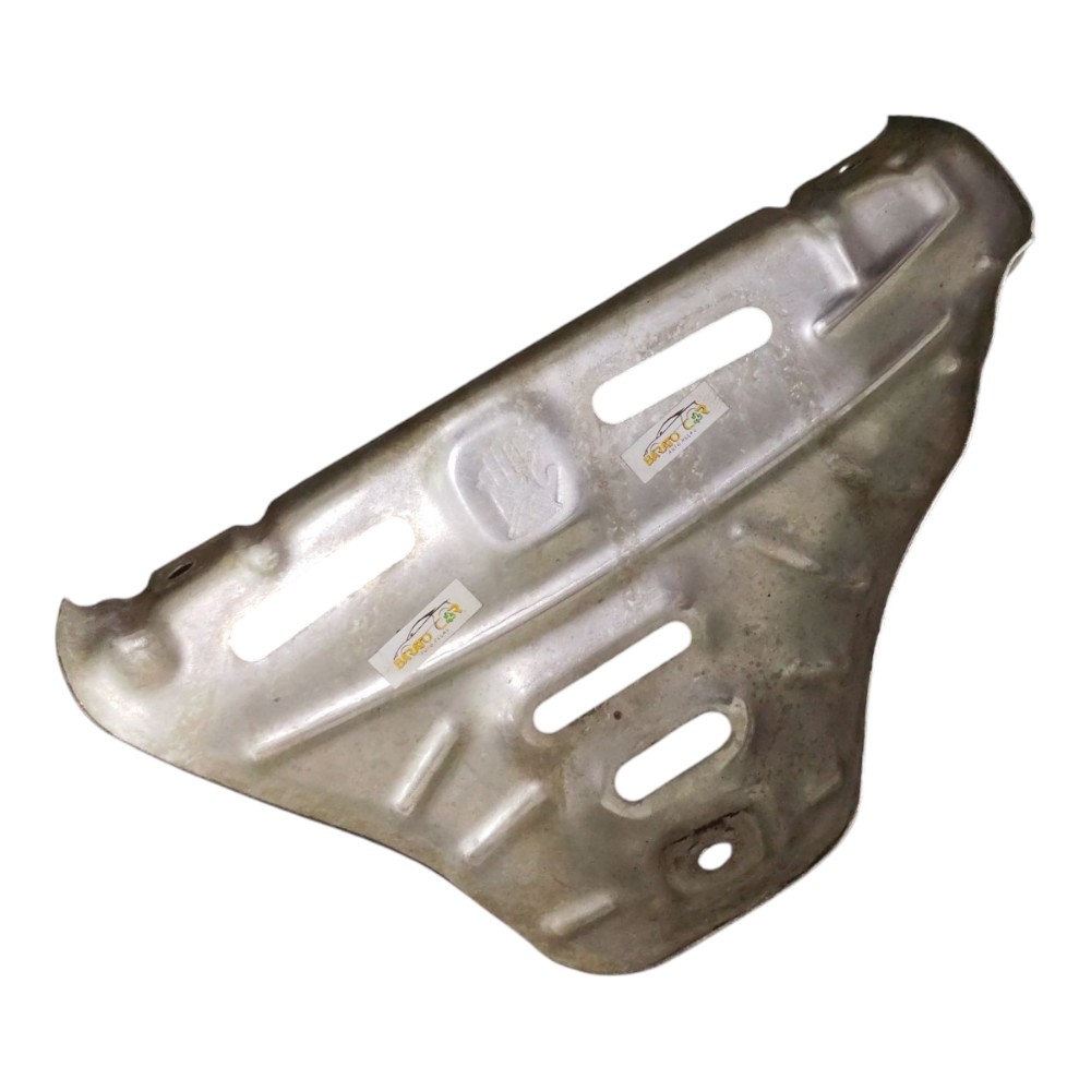 Defletor protetor calor coletor escape Toyota Etios 1.5 2018 4