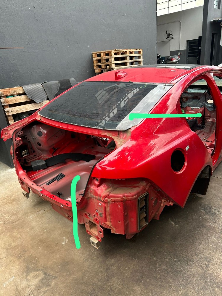 Lateral traseira direita carroceria Jaguar xe 2018 2019 1