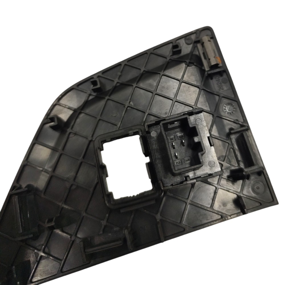 Moldura botão pisca alerta vw polo 2018 2019 2020 2021 2022 4