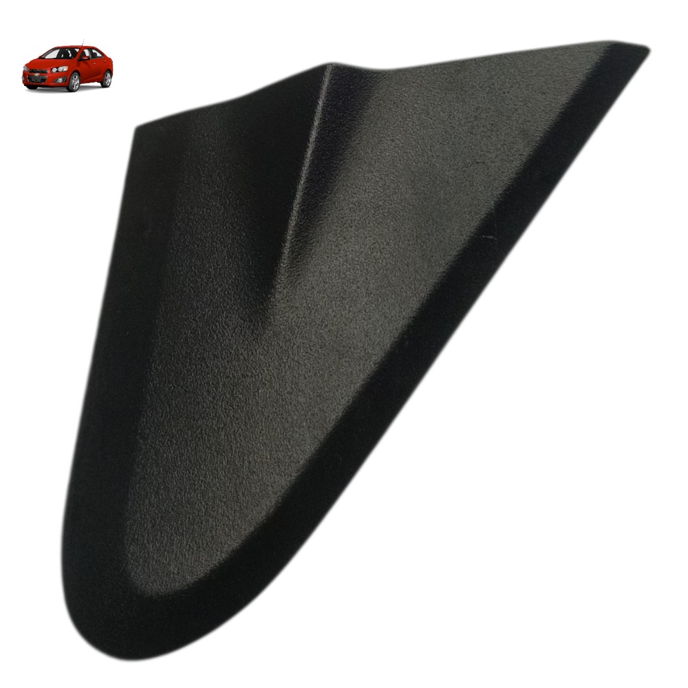Acabamento externo retrovisor direito GM Sonic 2012 2013 14