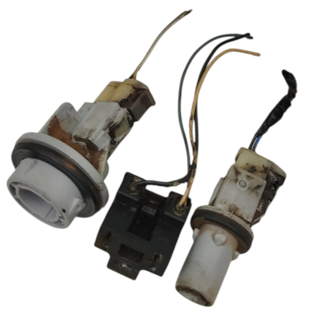 Kit Soquete Lâmpada Farol Renault Kwid 2018 2019 2020 2021 4
