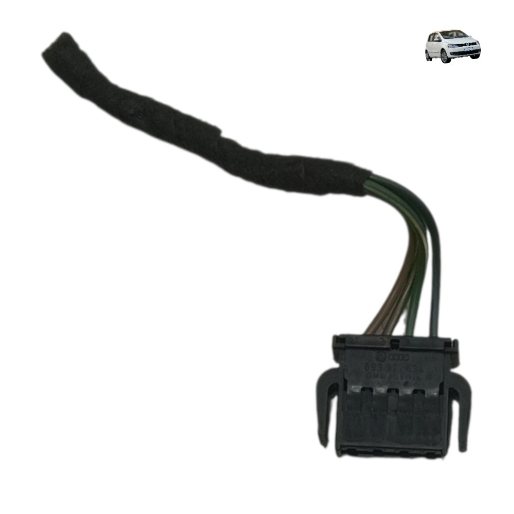 Plug Conector Motor Limpador Tampa Traseira Vw Fox 2014 2013