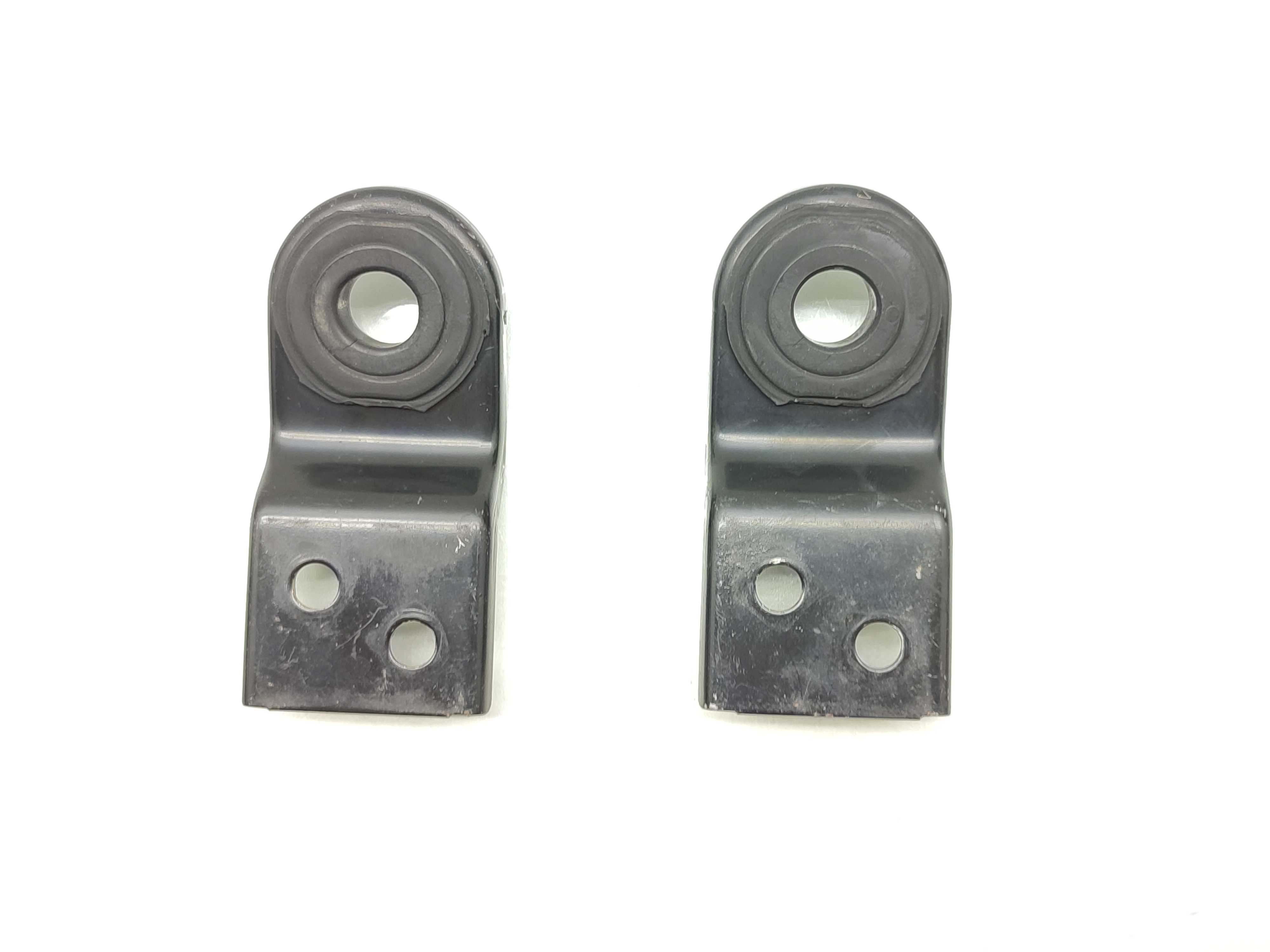 Suporte Superior Radiador Mitsubishi Pajero Sport 3.0 2001 1