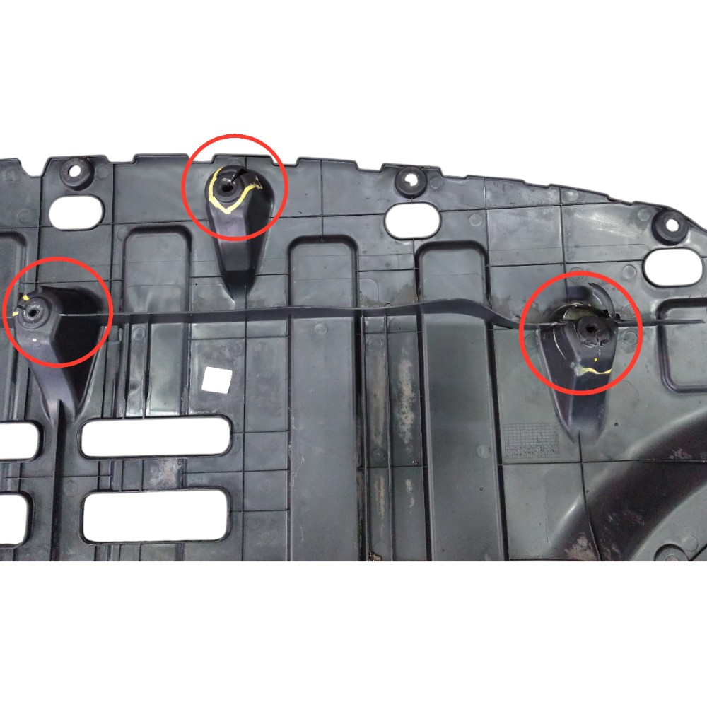 Protetor acabamento inferior Carter motor Kia stonic detalhe 7