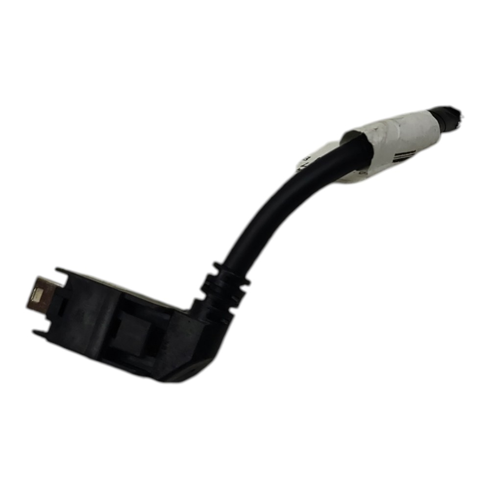 Plug conetor entrada auxiliar Usb Fiat argo 2024 3
