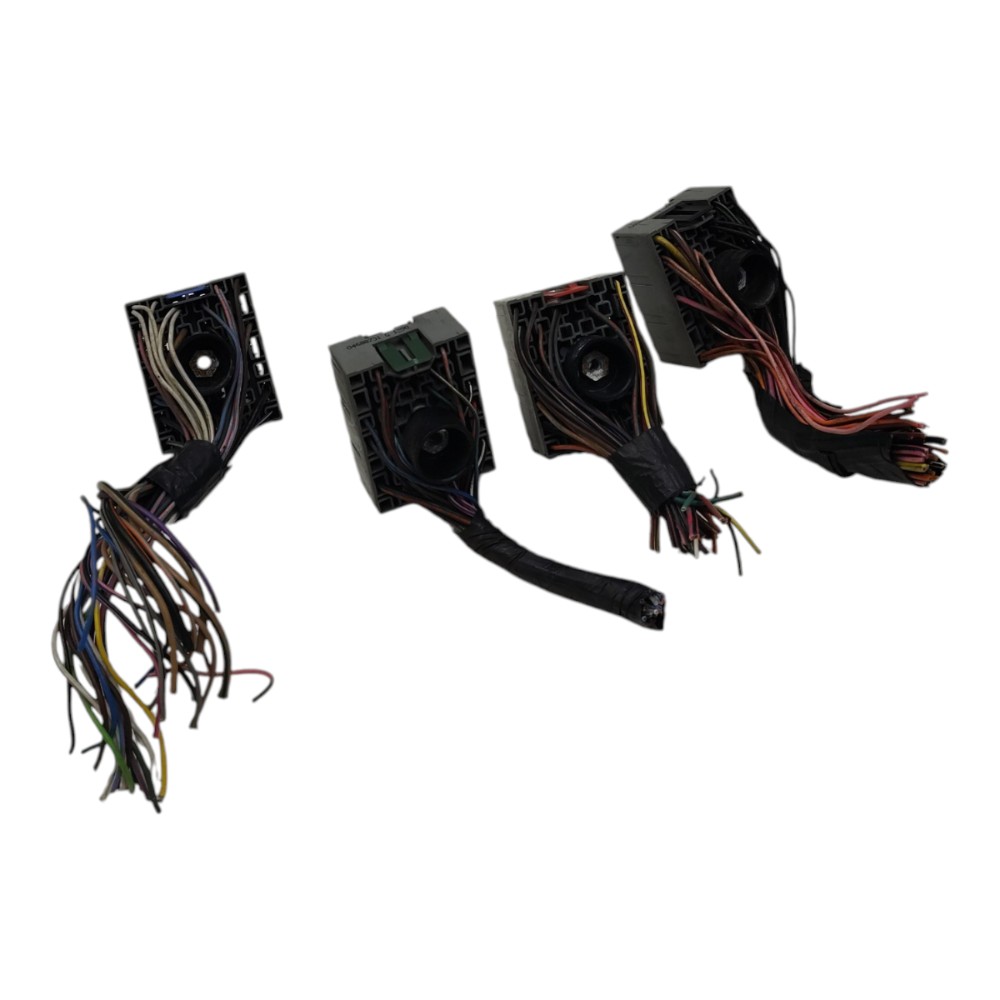 Jogo Plug Conector Caixa Fusível Bcm Grand Caravan 2.4 2000 2