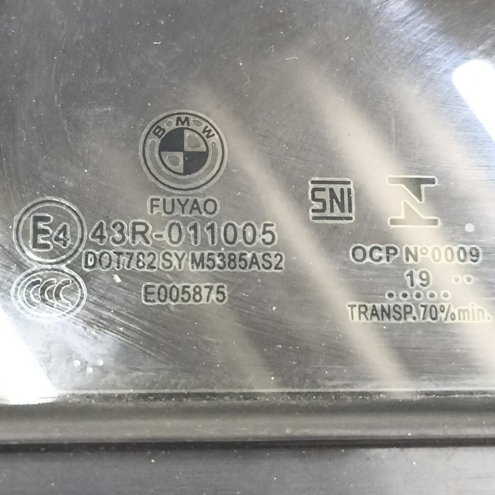 Vidro fixo traseiro esquerdo bmw 320i 2021 2022 2023 2024 4