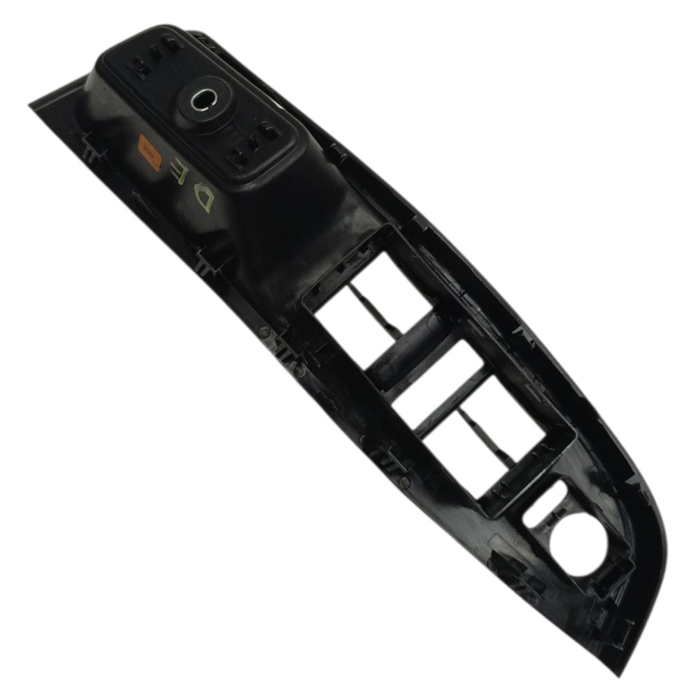 Puxador Interno Porta Dianteira Esquerda Fiat Fatback 2023 3