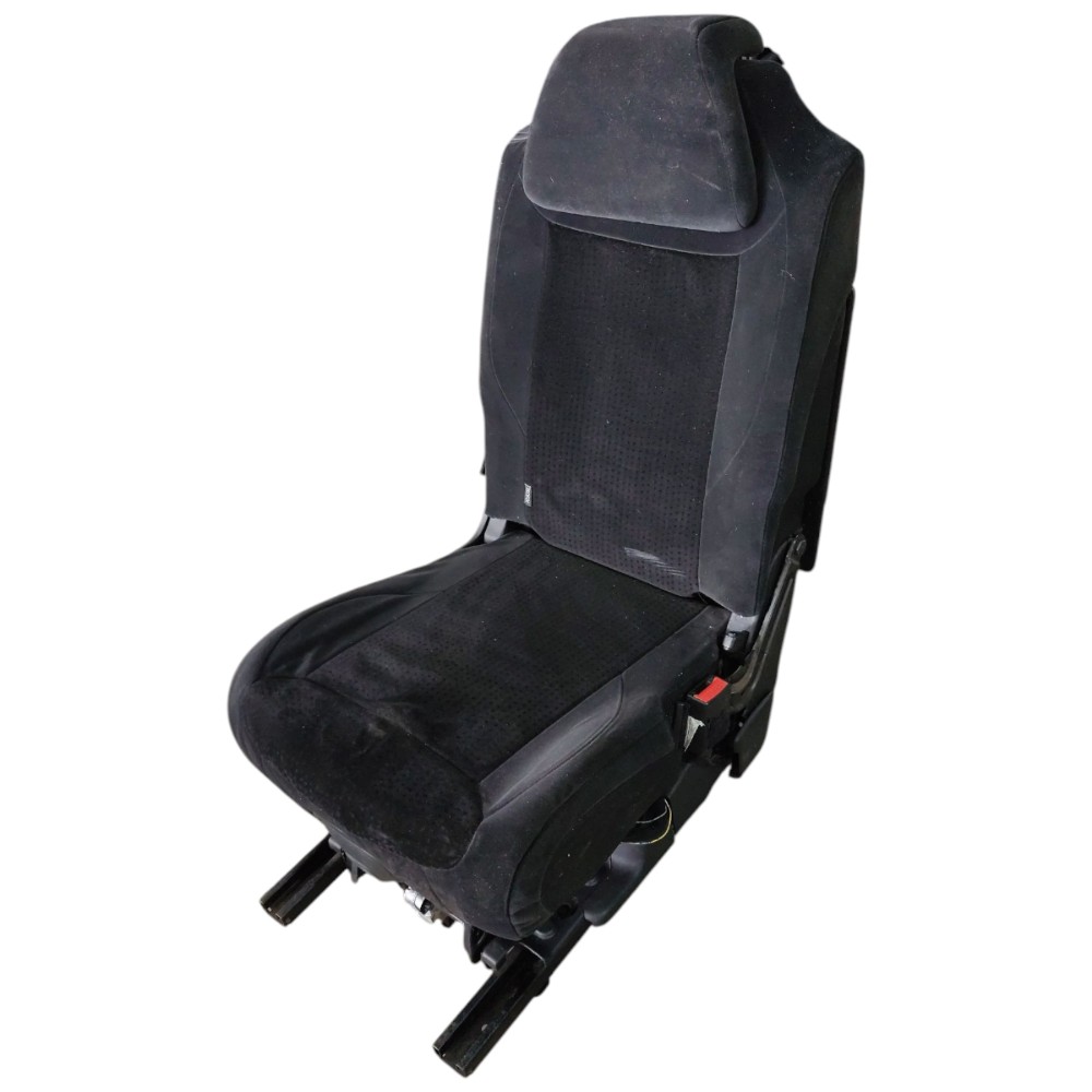 Banco traseiro direito Citroen Grand c4 Picasso 2009 detalhe 3