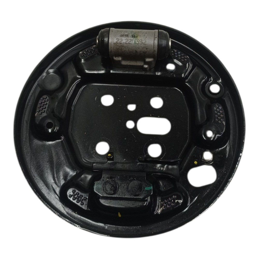 Flange sapata traseira direita Citroen basalt 2025 2024 4