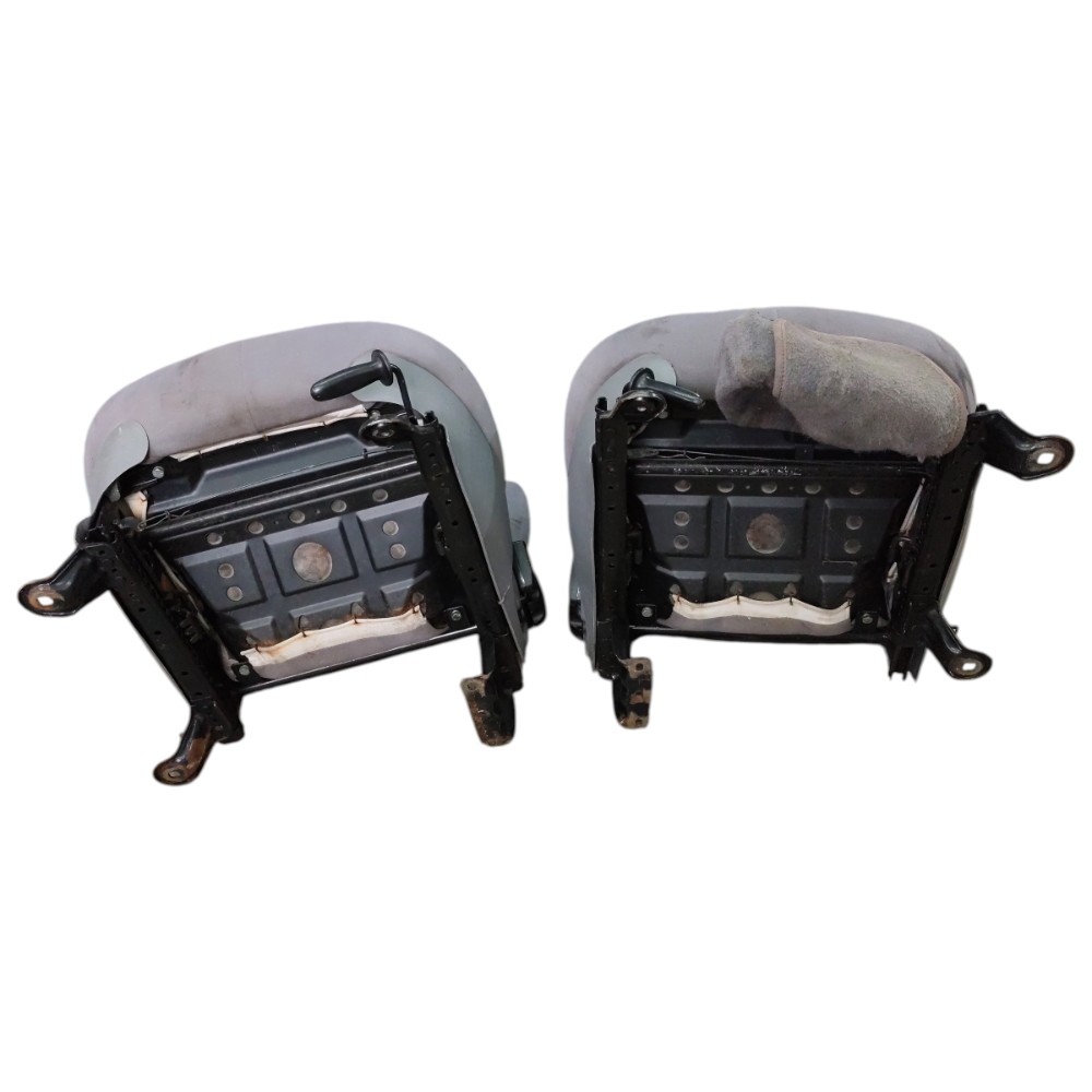 Par banco dianteiro Ford Fiesta Street 2000 2001 4 portas 5
