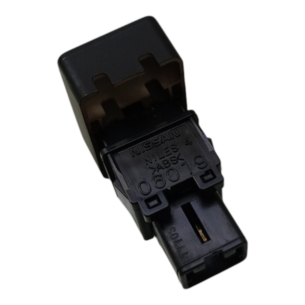 Botão Pisca Alerta Nissan Tiida 2008 2009 2010 2011 2012 4