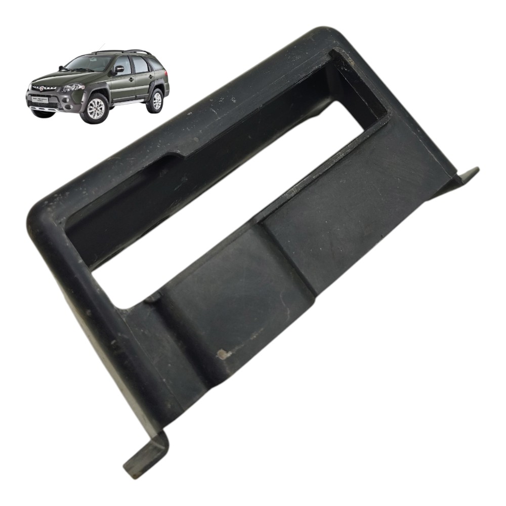 Moldura batente porta malas Fiat Palio Adventure 2010 2011