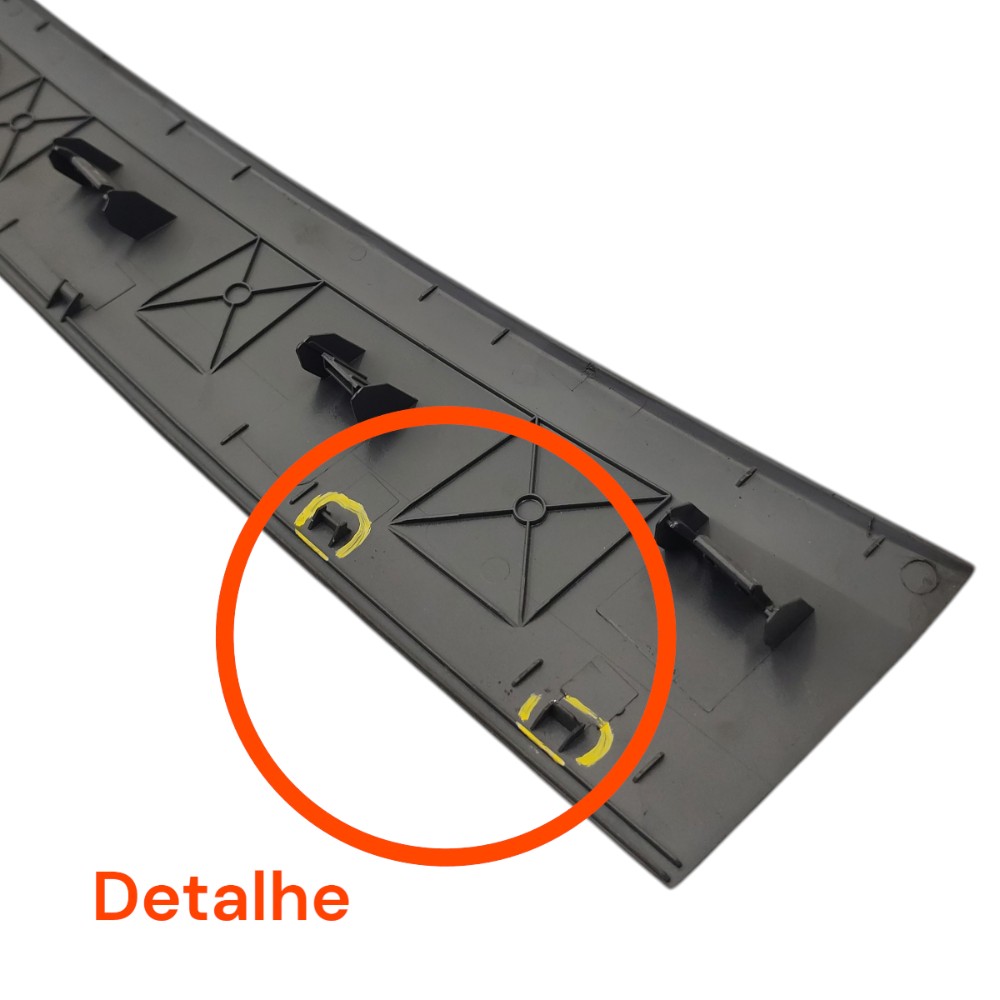 Moldura grade superior painel gm Meriva 2012 2011 10 detalhe 4