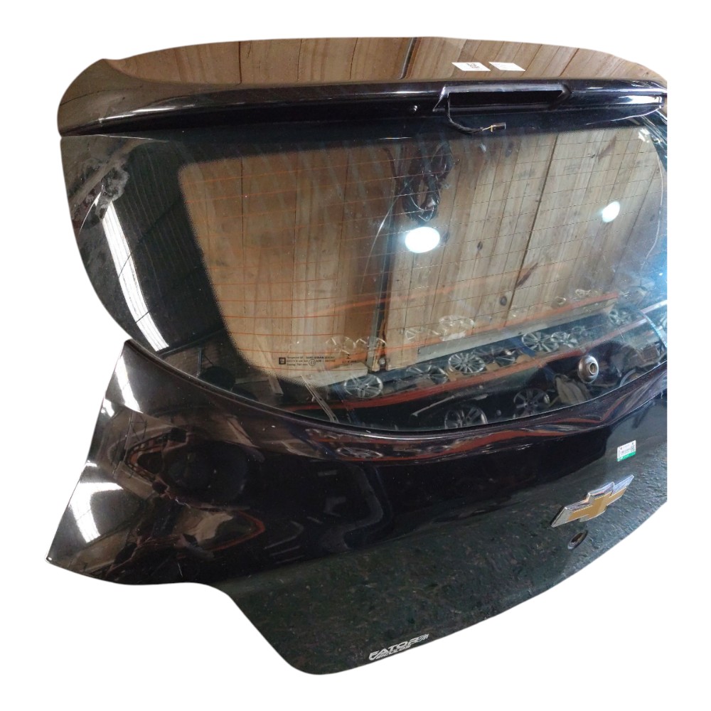 Tampa Traseira Porta Malas Gm Onix 2017 2018 2019 Zerada Preto 3