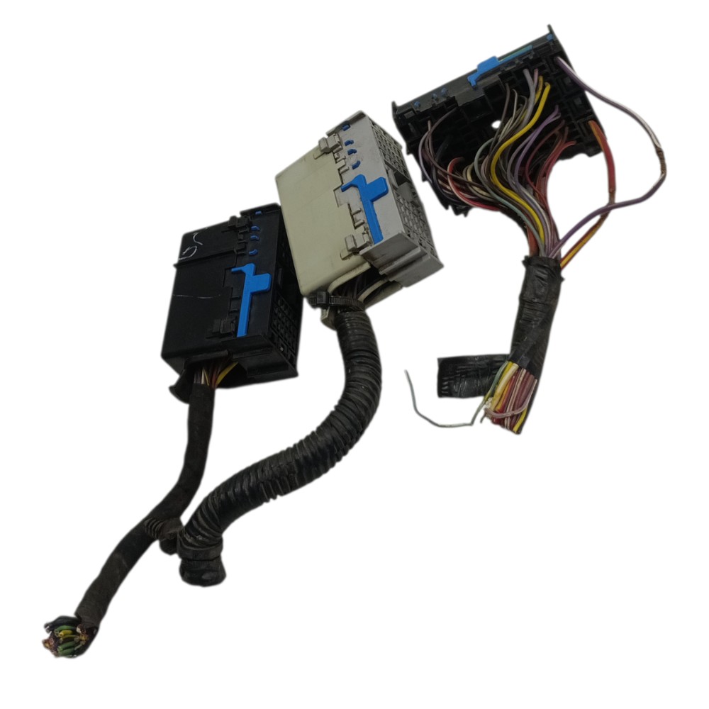 Plug conector caixa fusível externa GM Sonic 1.6 Aut 2014 3