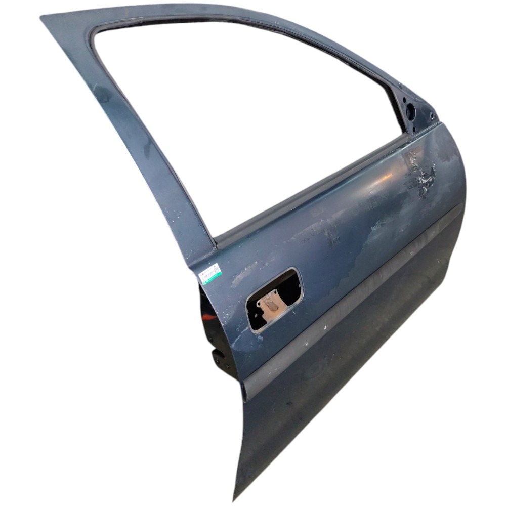 Porta dianteira direita GM Corsa 1998 1999 2000 01 4 portas 2