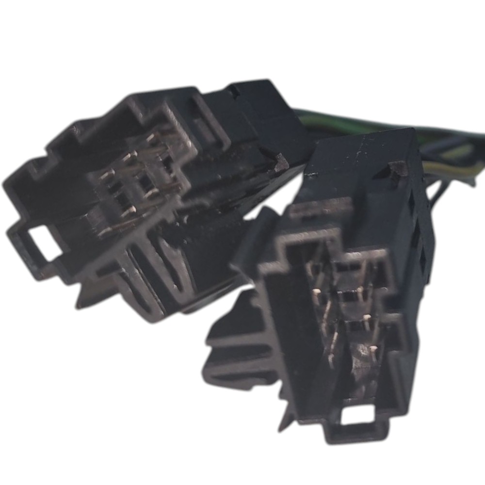 Plug conector soquete lanterna GM Tracker 2017 2018 2019 4