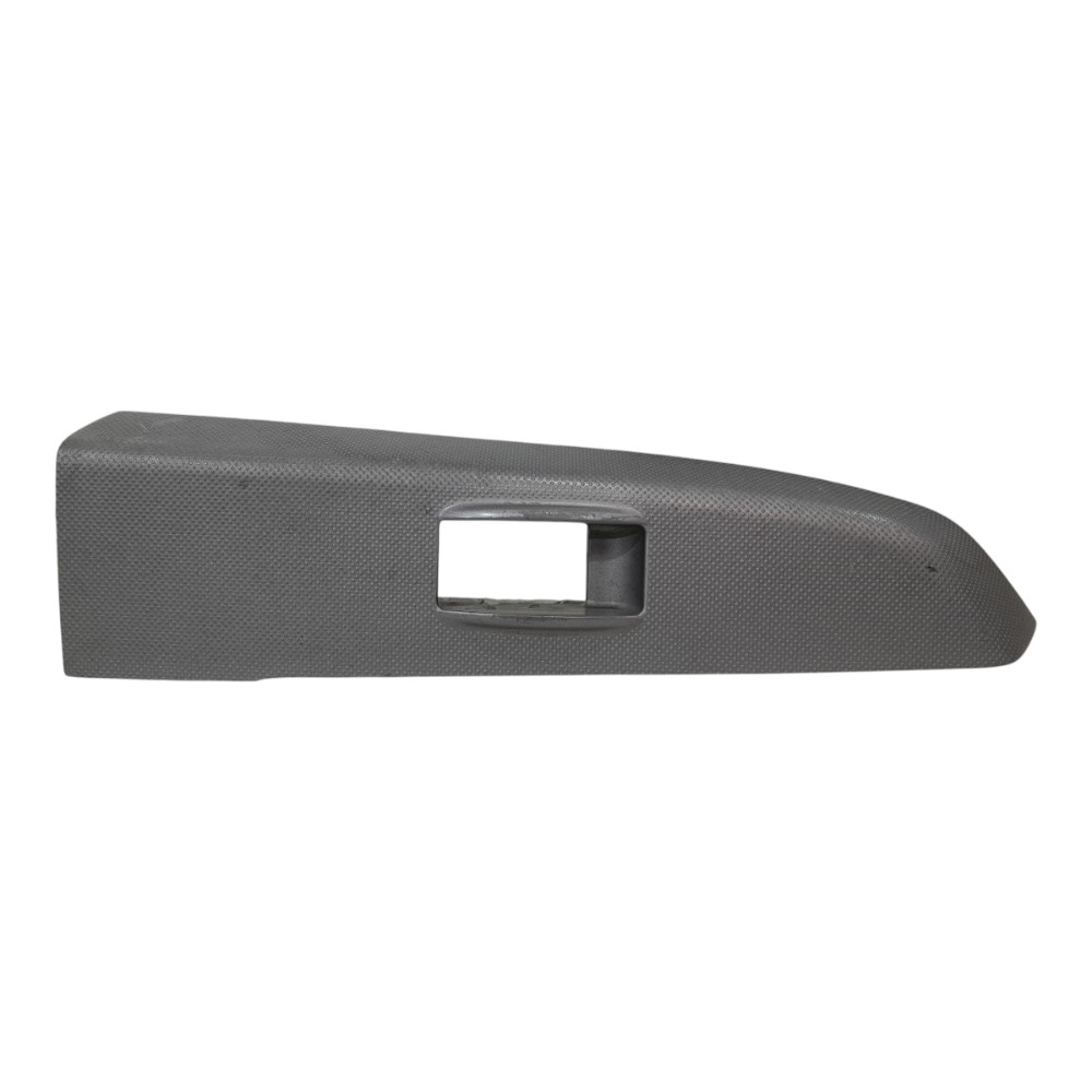 Moldura Botão Vidro Traseiro Direito Hilux 2005/2011