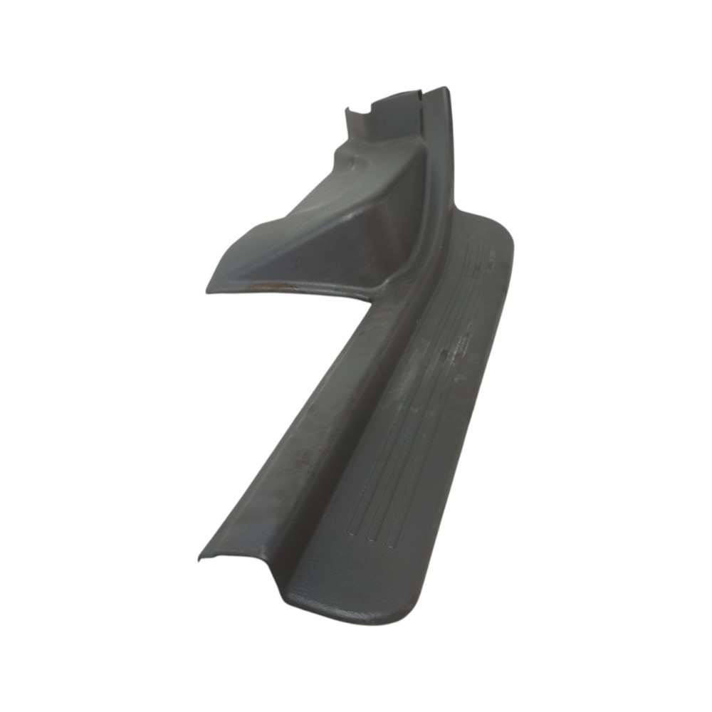 Acabamento soleira traseira esquerda Legacy 2008 2009 2010