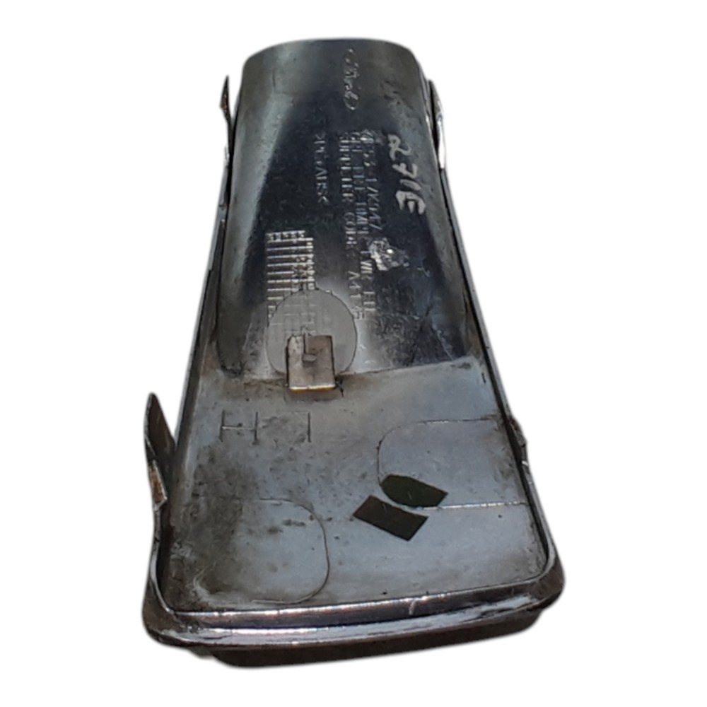 Moldura Farol Esquerdo Ford Fusion 2006 Á 2009 Xx
