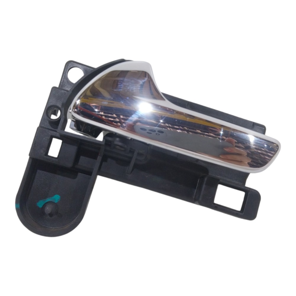 Maçaneta Traseira Esq Fiat Freemont 2012 2013 2014 2015 Xx Cromado Traseira