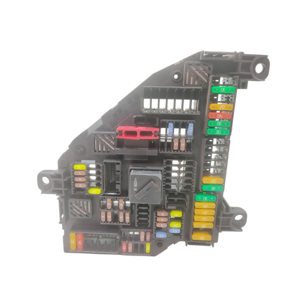 Caixa Fusível Interno Bmw X4 2013 2014 2015 2016 2017 18 Zz