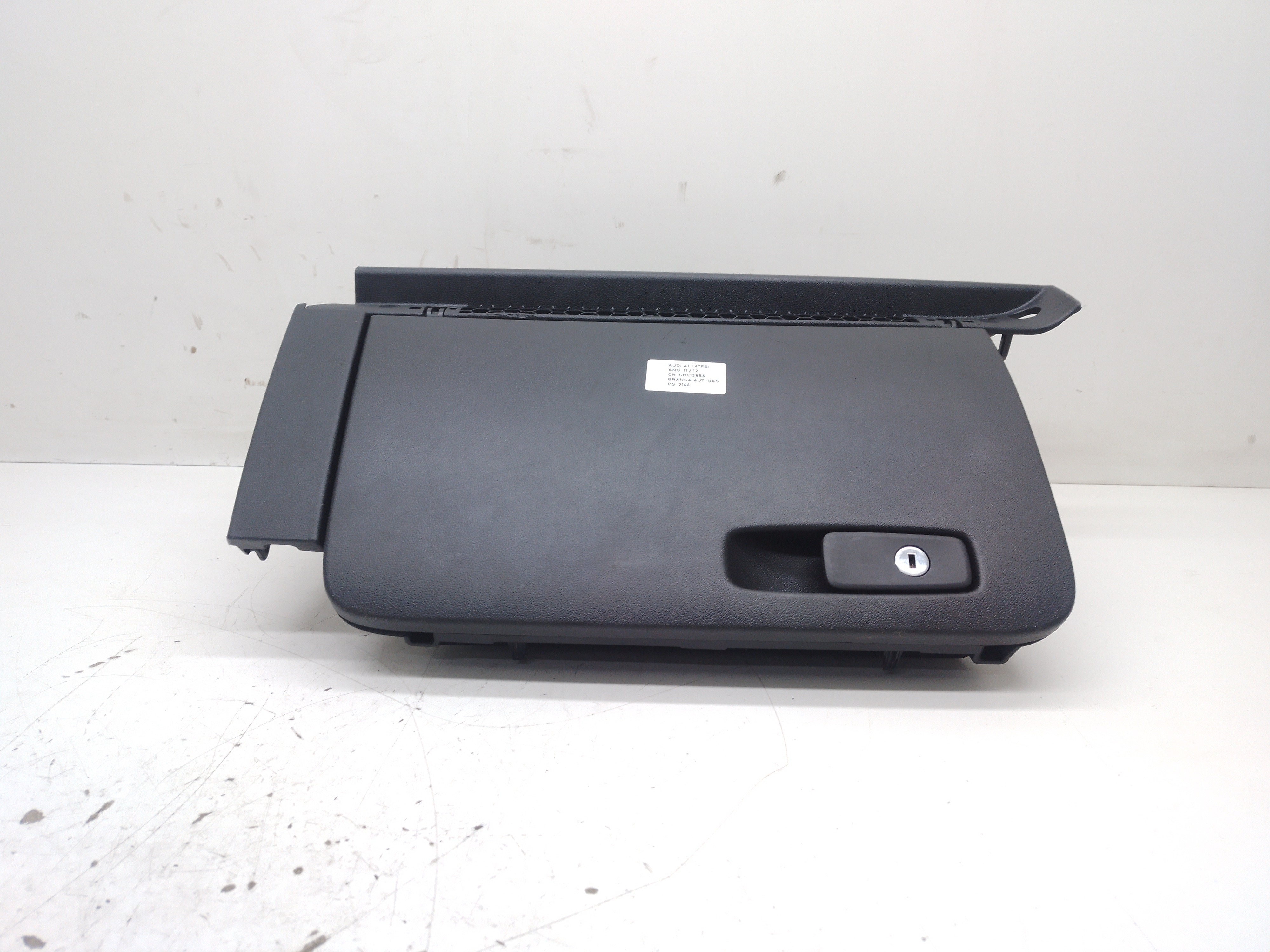 Porta Luvas Audi A1 1.4 Tfsi 2011 2012 8x1857035b