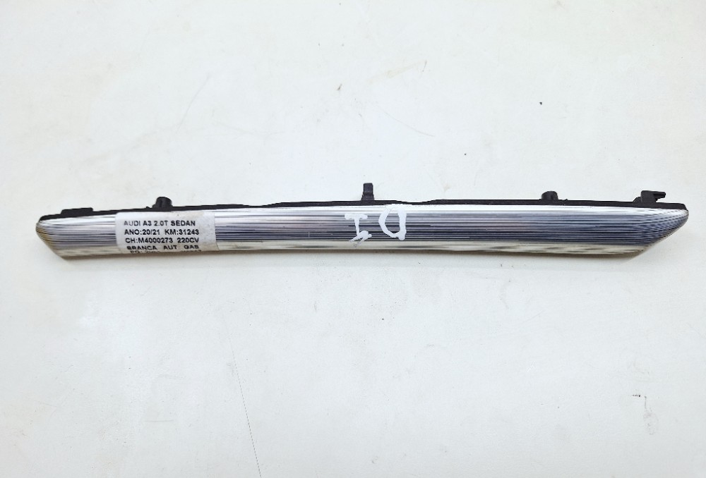 Acabamento Porta Direita Audi A3 2.0 2021 8v4867409
