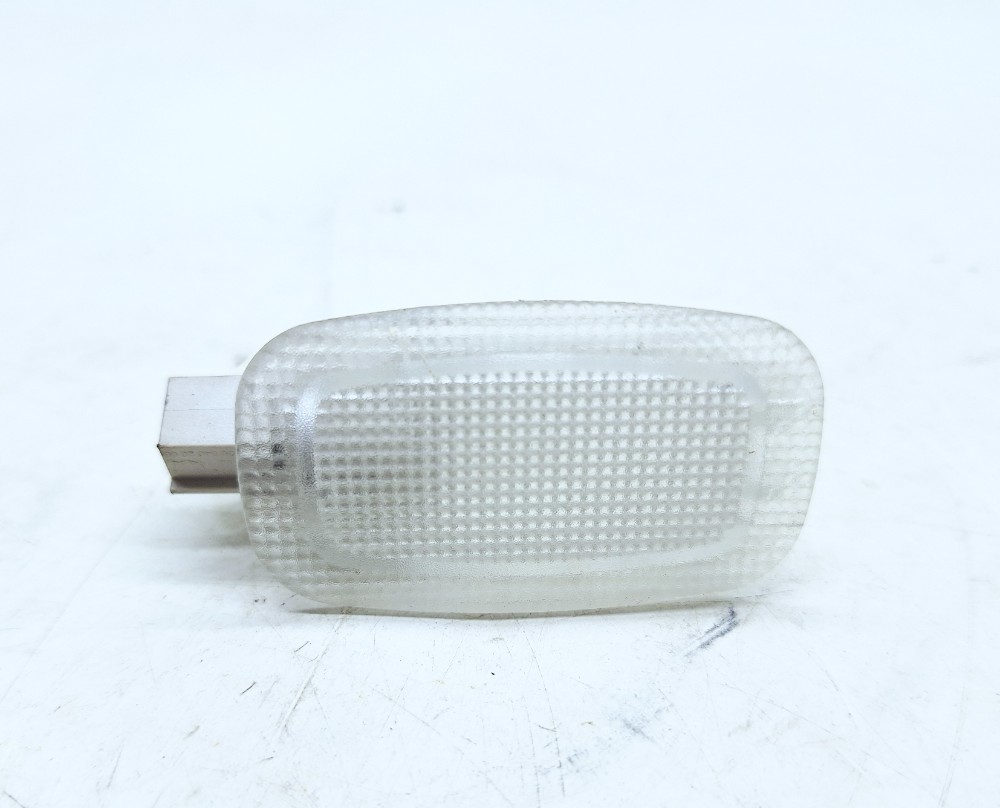 Luz Cortesia Mercedes B200 1.6 2013 2014 A2218200401