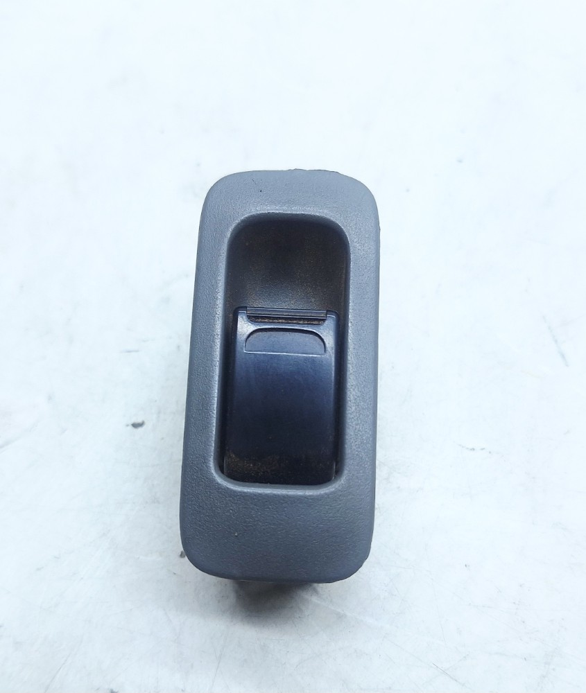 Comando Vidro Traseira Esquerda Tracker 2.0 2008 3799575f0