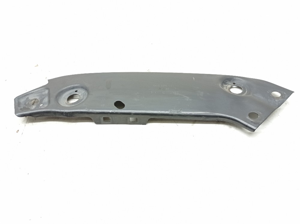 Suporte Farol Esquerdo Vw Jetta 1.4 Tsi 2016 2017 5c6805931