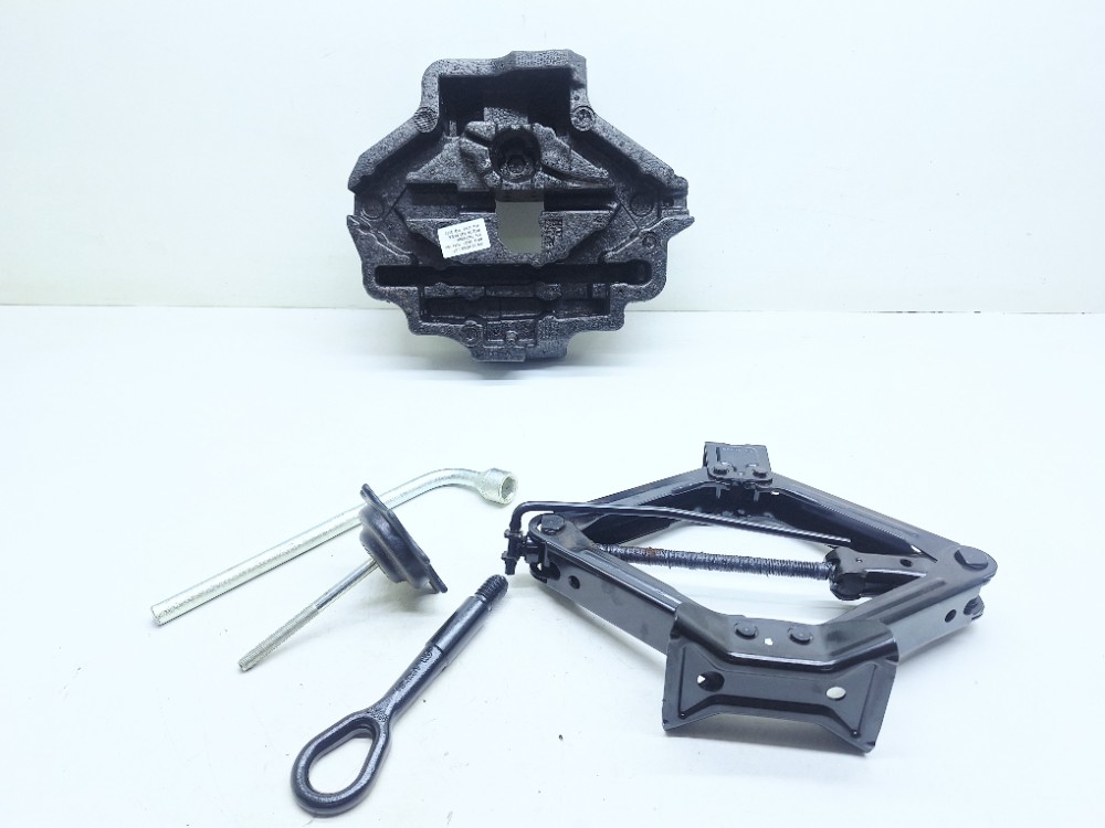 Kit Macaco Troca Roda Vw Tcross Tsi 2.0 2025 2GY012115