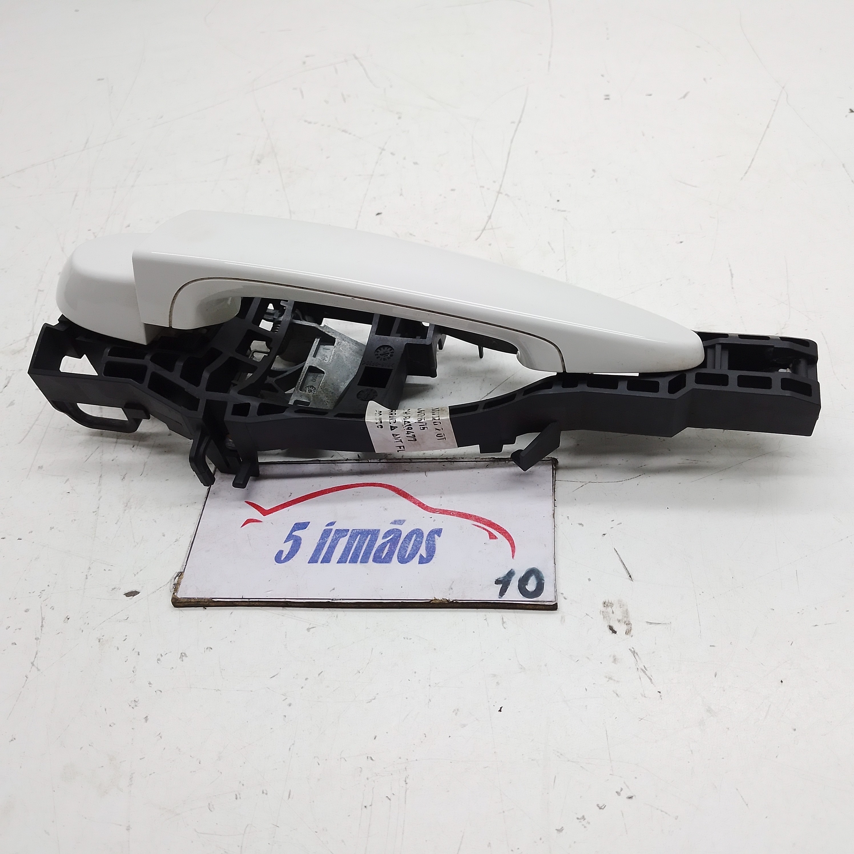 Maçaneta Externa Traseira Esquerda Bmw 320 2.0 2015 / 2016 Branca Traseira