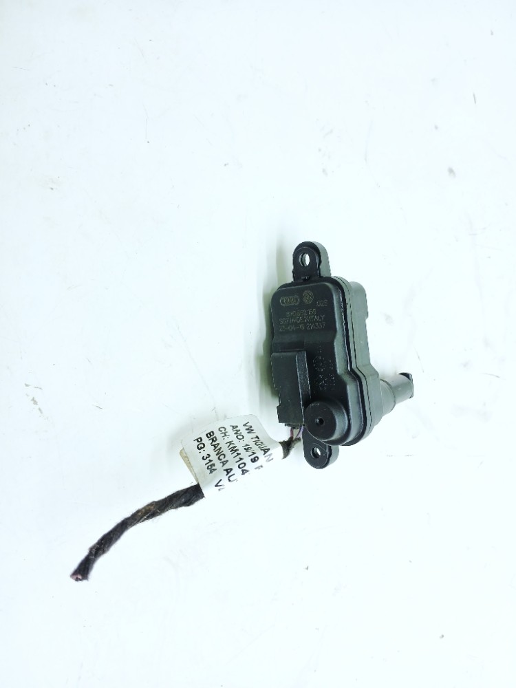 Motor Trava Portinhola Vw Tiguan Tsi 2.0 2019 8v0862159