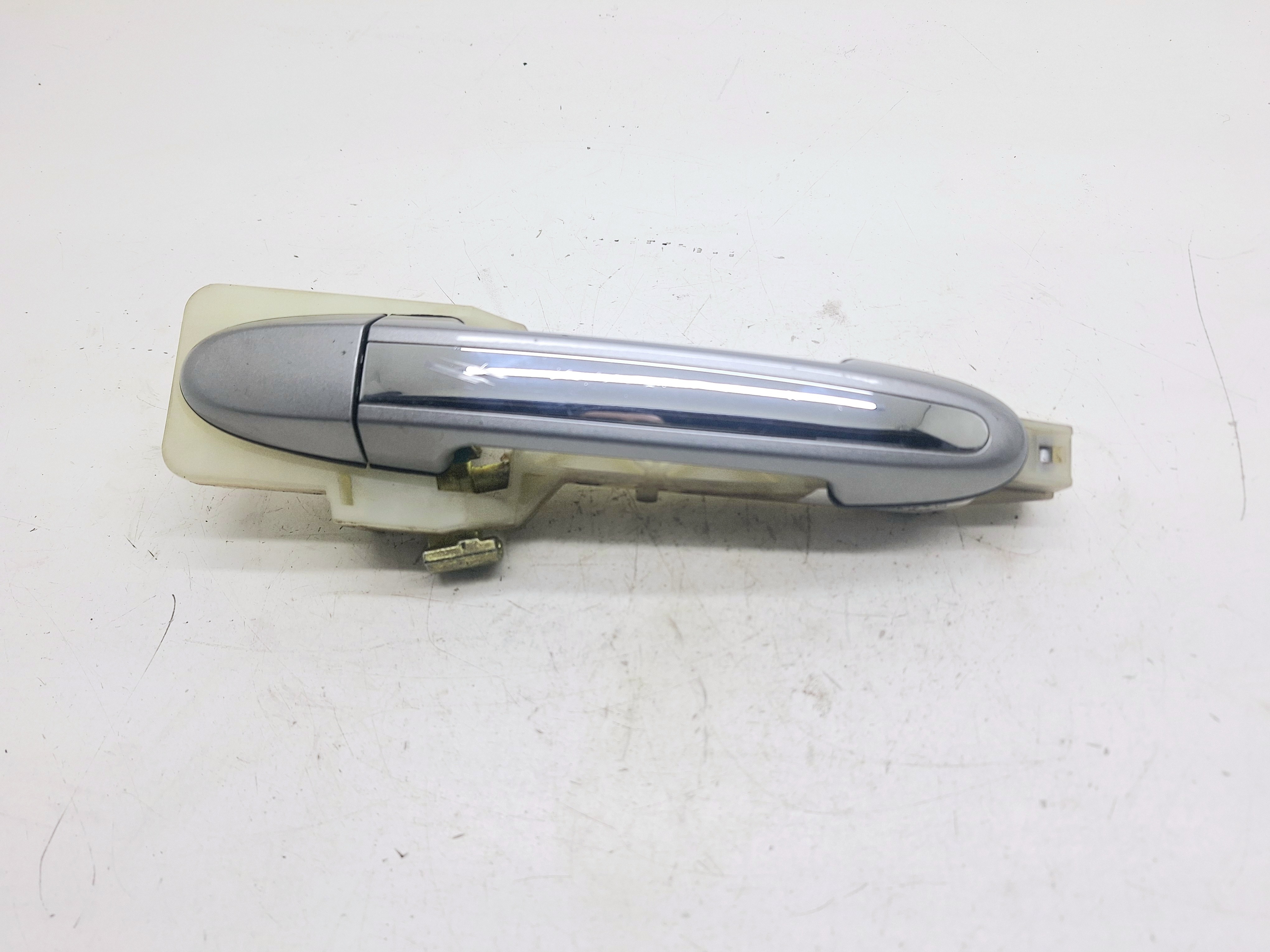 Maçaneta Externa Traseira Esquerda Hyundai Santa Fé 3.5 2011