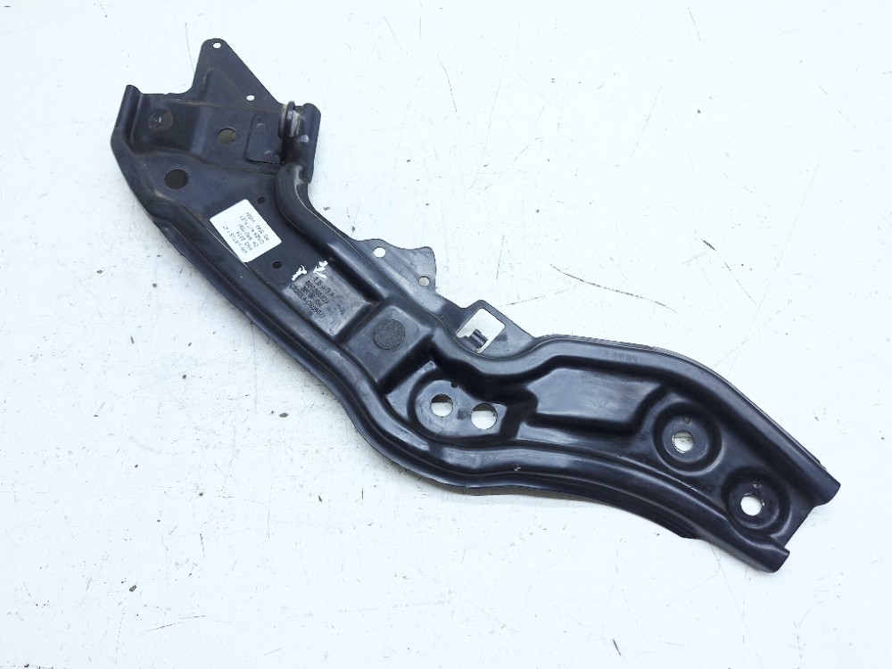 Suporte Farol Esquerdo Vw Virtus Tsi 1.4 2024 6ec806929