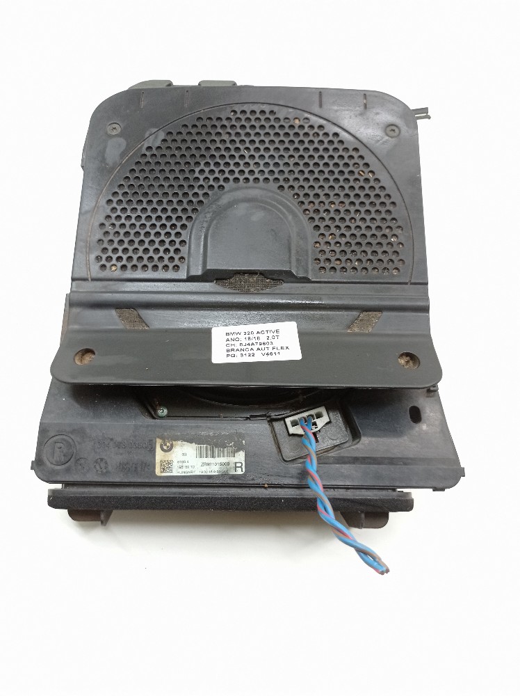 Alto Falante Subwoofer Direito Bmw 320i 2.0 2018 921015009