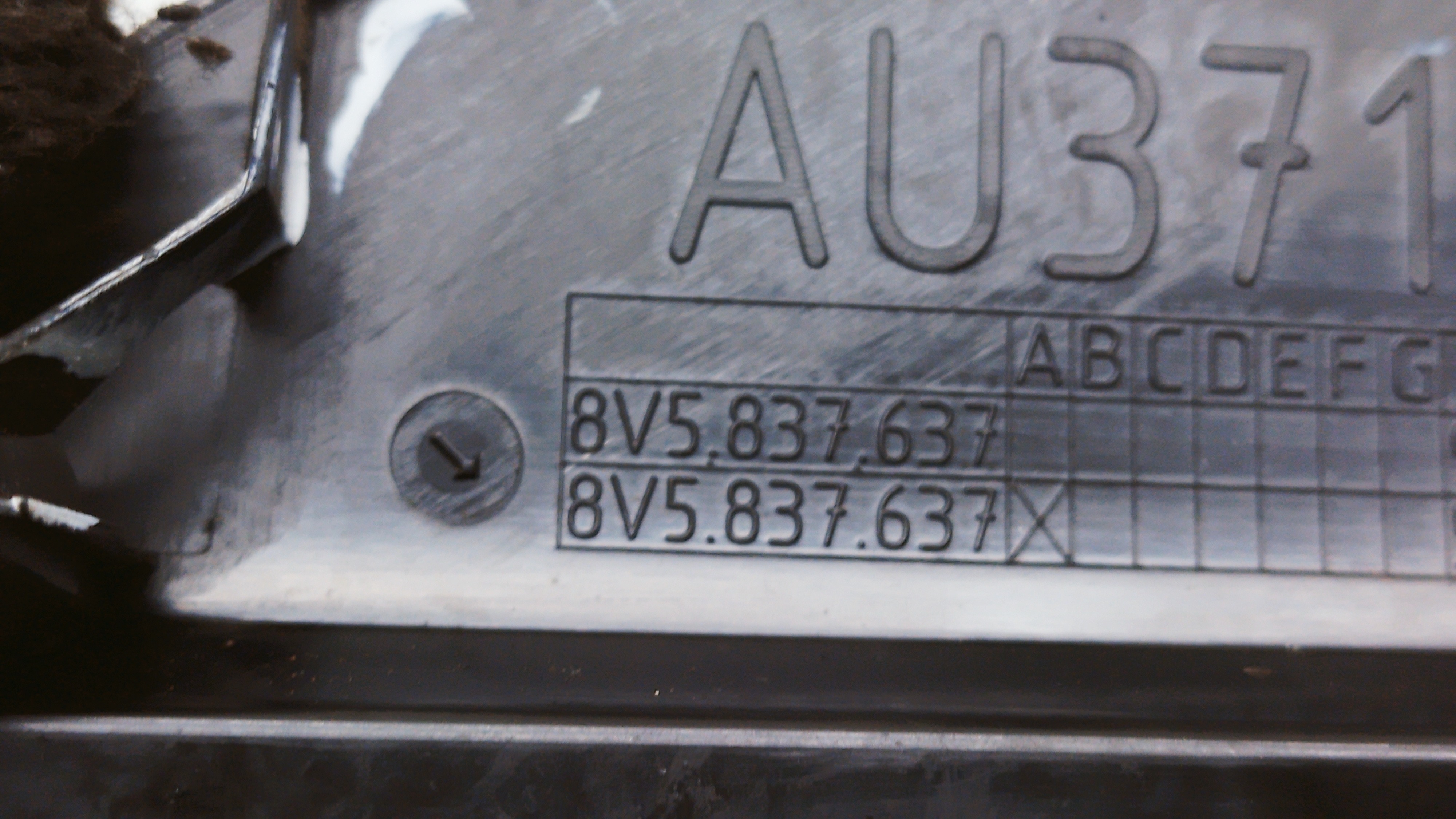 Acabamento Retrovisor Esquerdo Audi A3 Sedan 2020 8v5837637