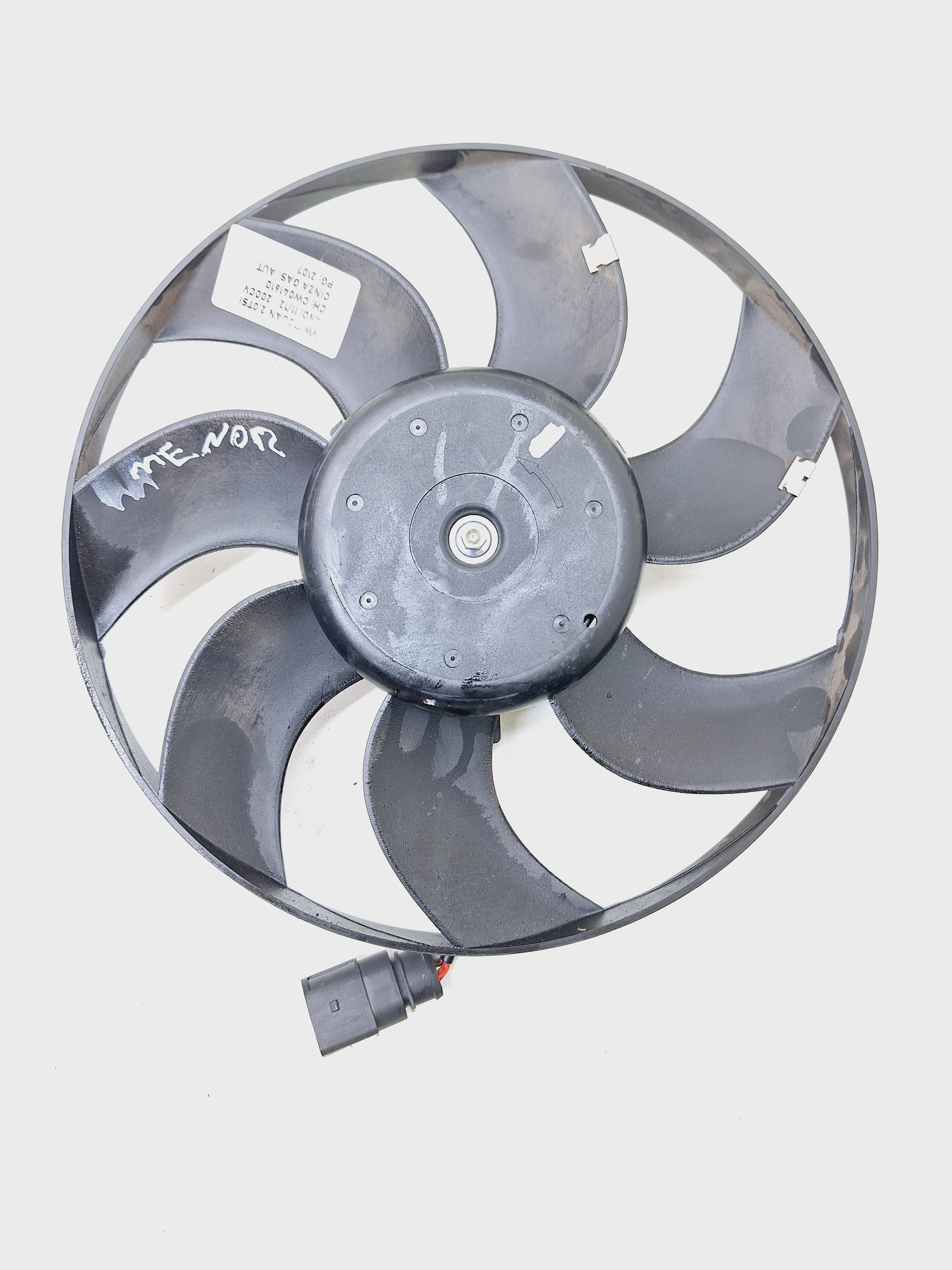 Ventoinha Menor Radiador C/motor Volkswagen Tiguan 2.0 2012