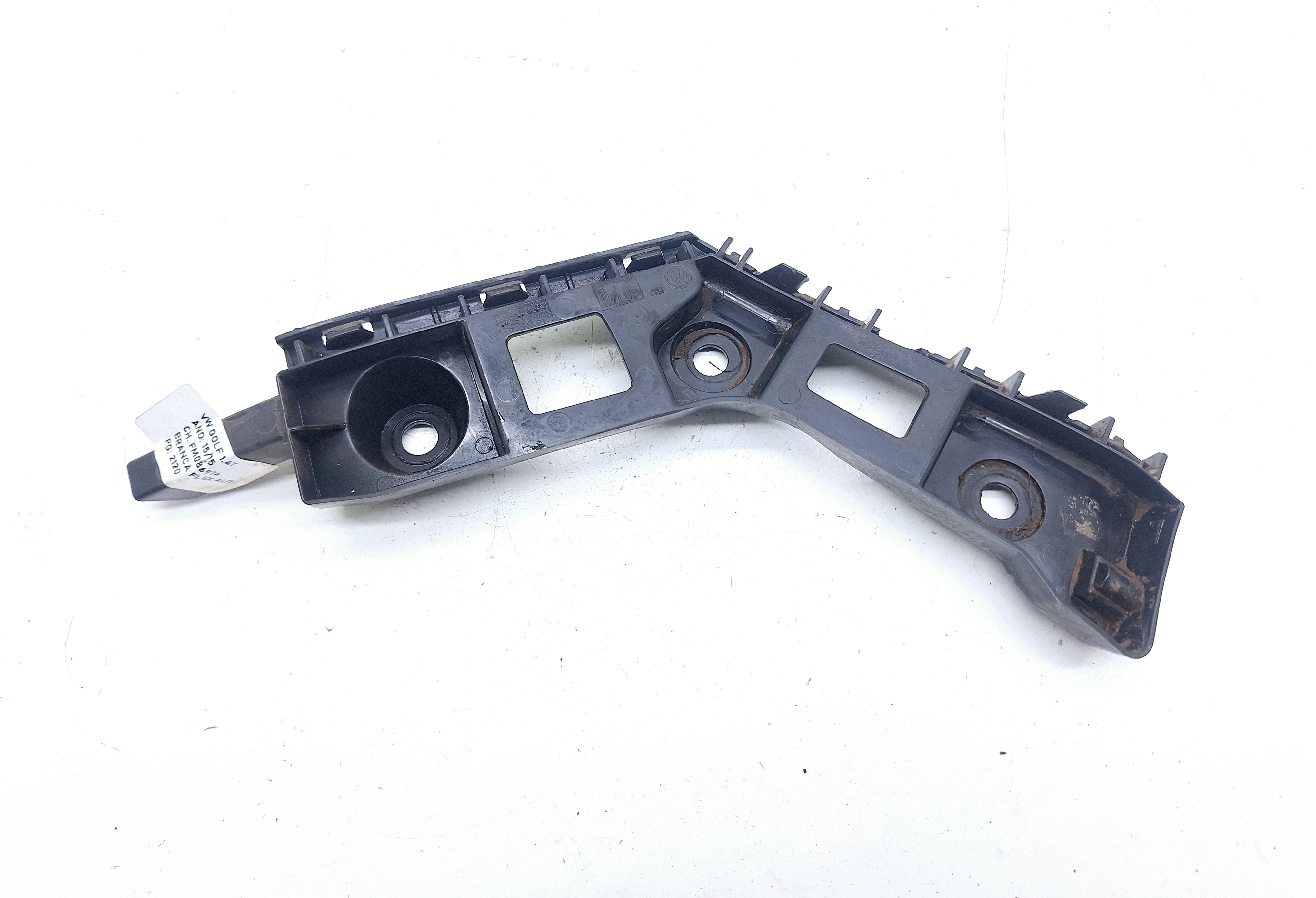 Guia Parachoque Traseiro Direito Vw Golf Tsi 1.4 2014/ 2015