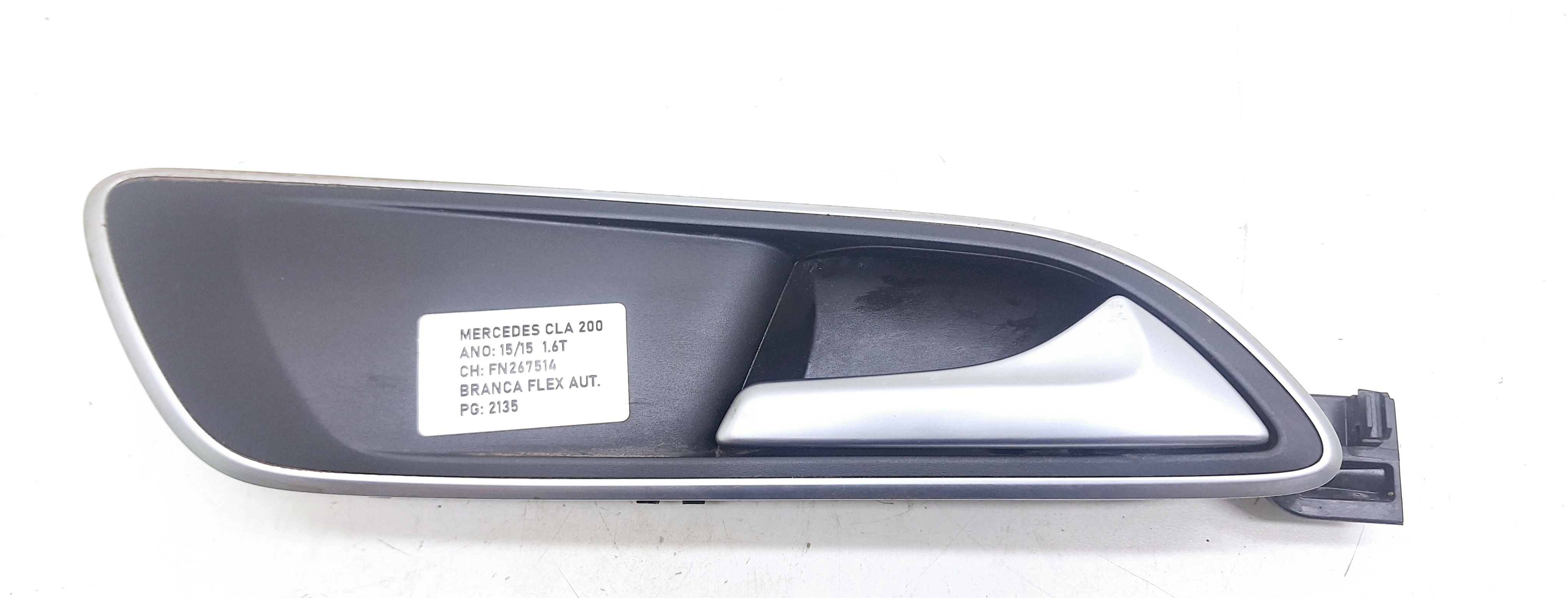 Maçaneta Interna Dianteira Direita Mercedes Cla200 1.6 2015  Preto