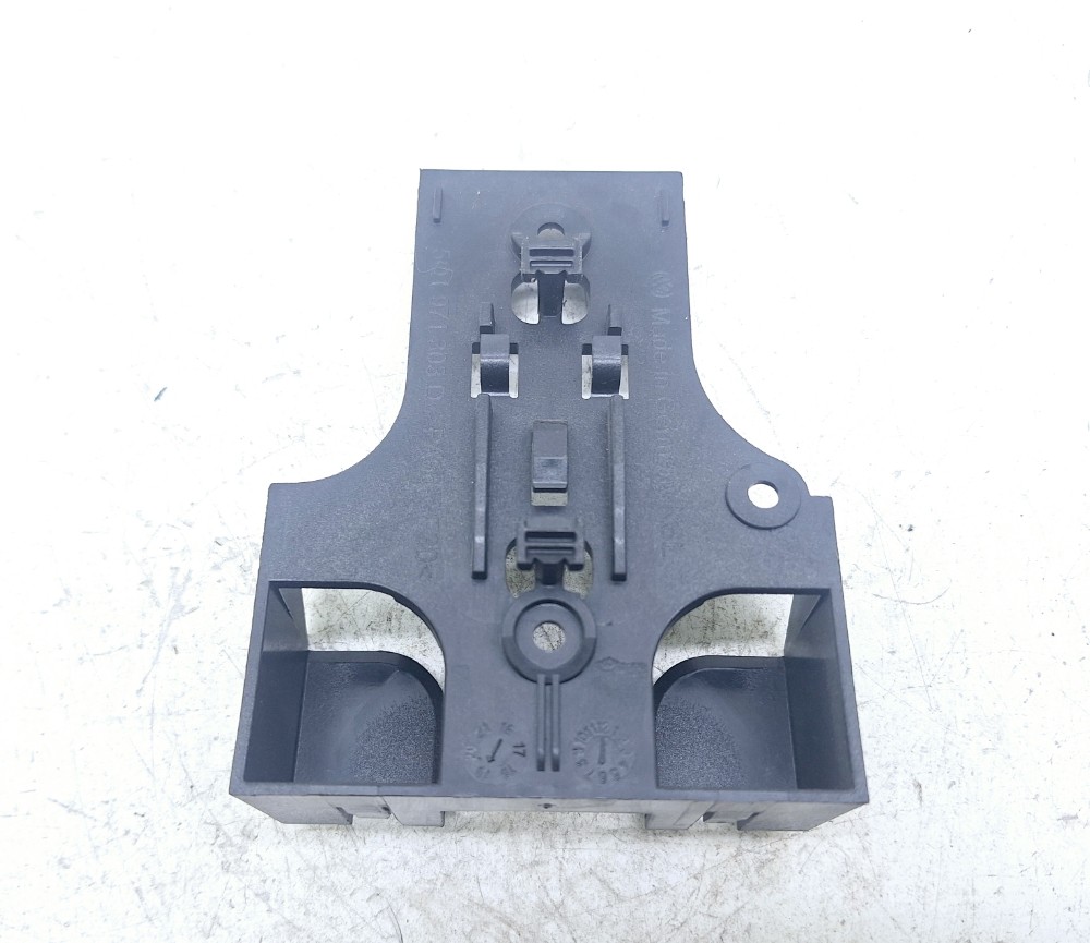 Suporte Modulo Keyless Audi A3 Sedan 2.0 2020 5q1971303d