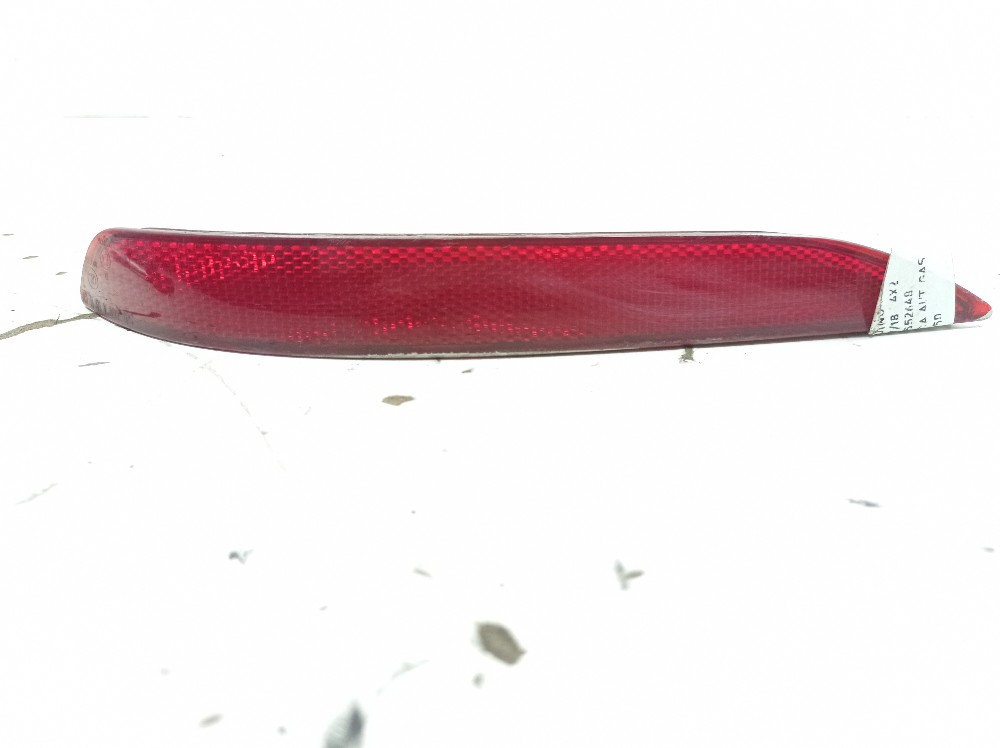 Refletor Olho Gato Traseiro Direito Gm Equinox 2.0 2017 2018