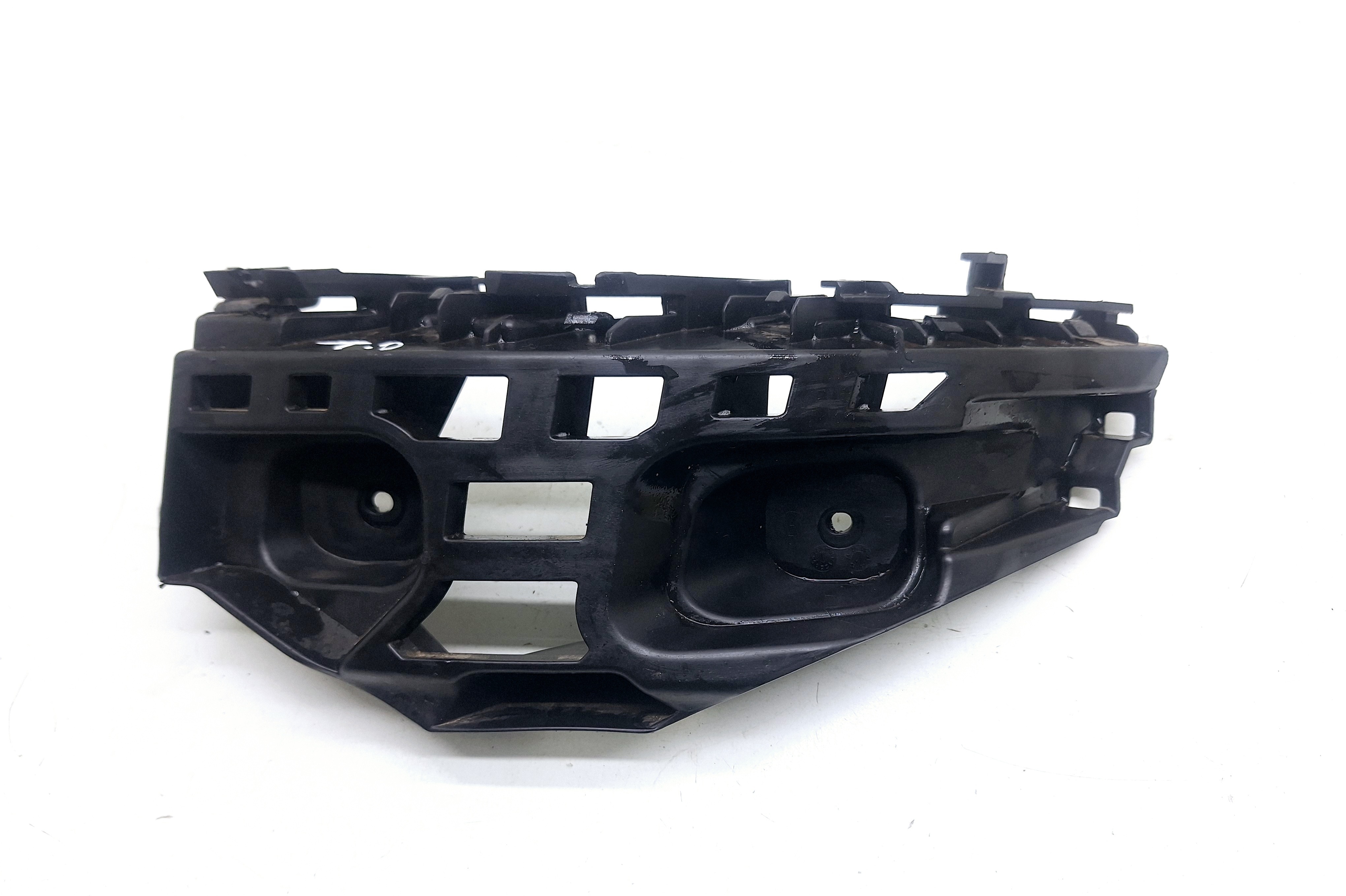 Guia Direito Parachoque Traseiro Vw Virtus Tsi 1.0 2023