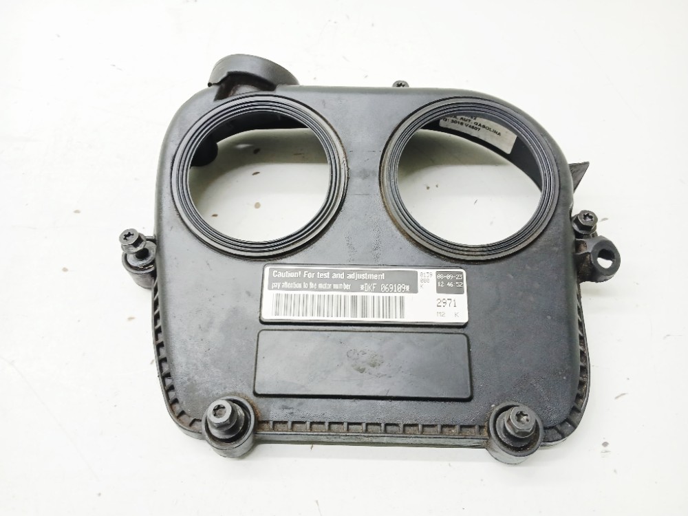 Tampa Lateral Cabeçote Vw Jetta Gli 2.0t 2024 06l103269e