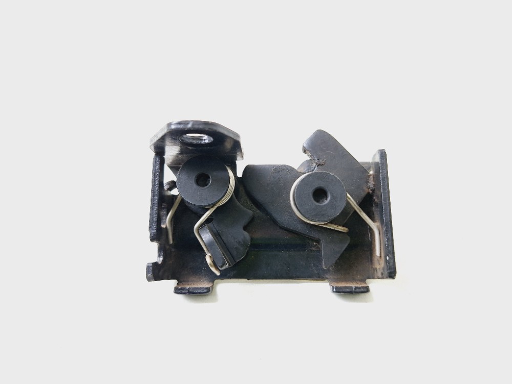 Fechadura Capô Mercedes C180 1.6 2010 A2048800160