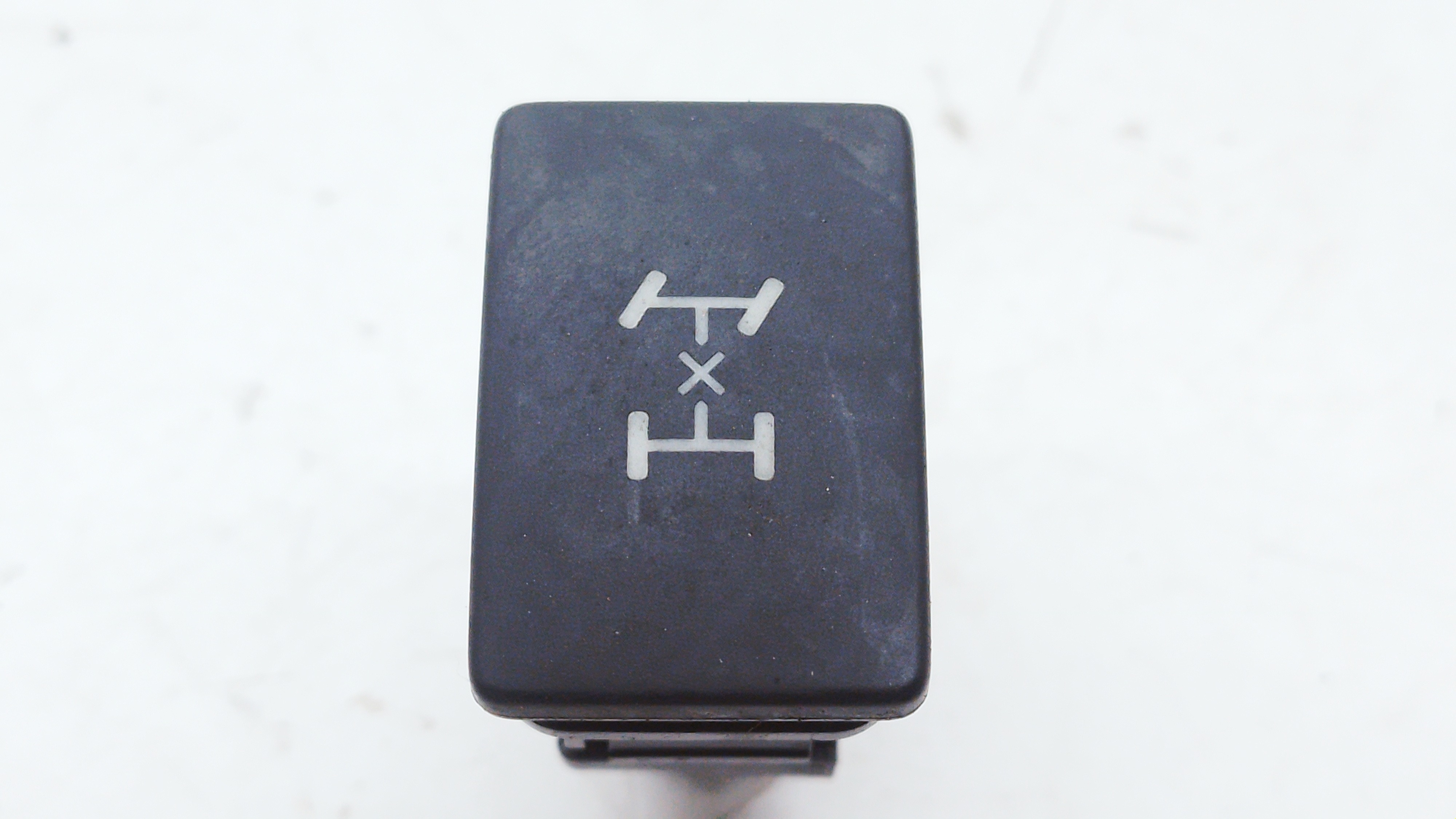 Botão Controle Tração Toyota Rav4 2.0 2014/ 2015 Nº15c040