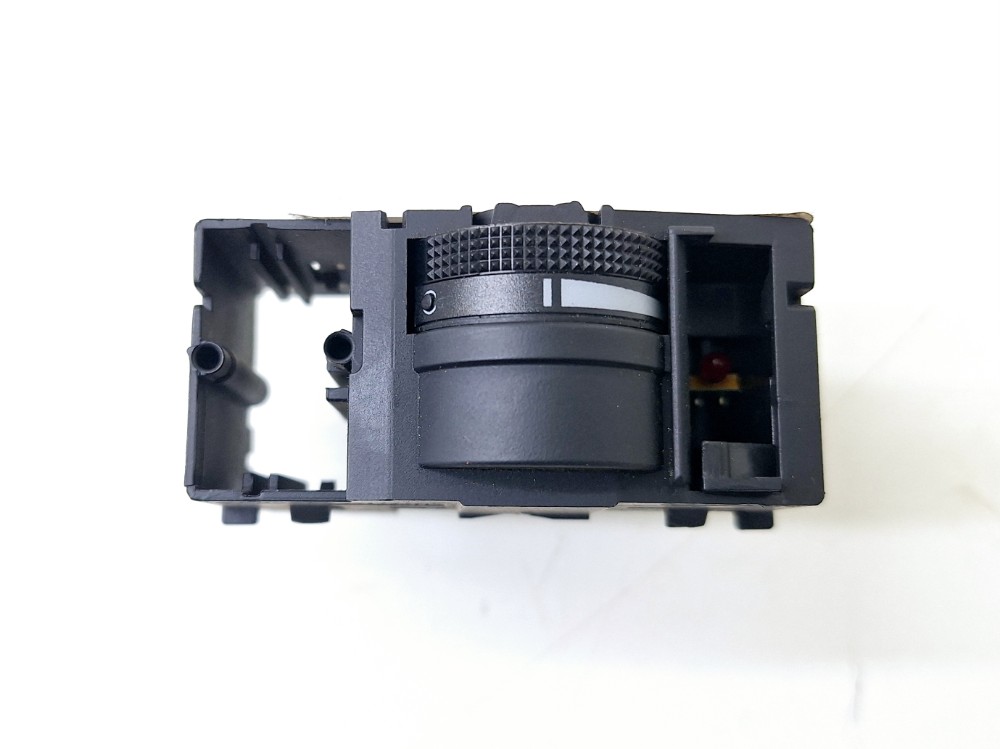 Botão Ajuste Luz Painel Audi Q3 1.4 2016 8p0919093