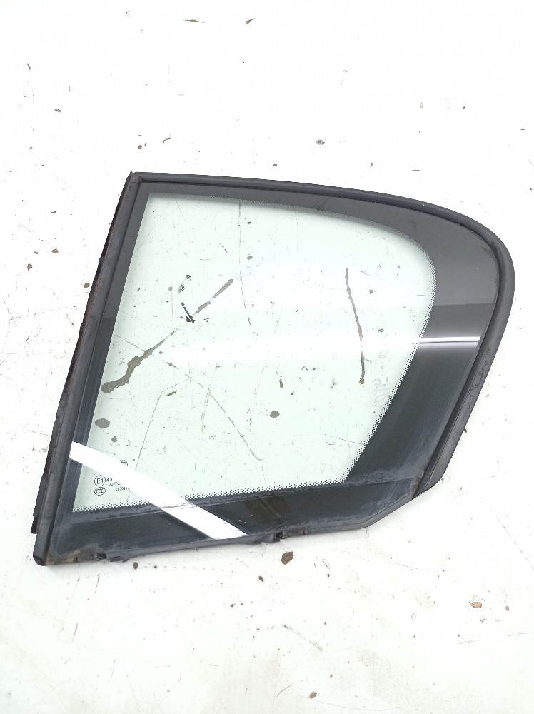 Vidro Fixo Traseiro Esquerdo Bmw 125i 2.0 2015 2016